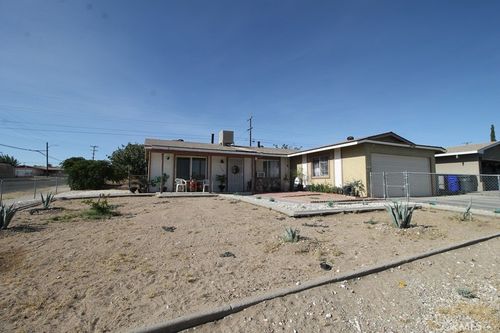 1540 Sunset St, Barstow, CA, 92311-5543 | Card Image