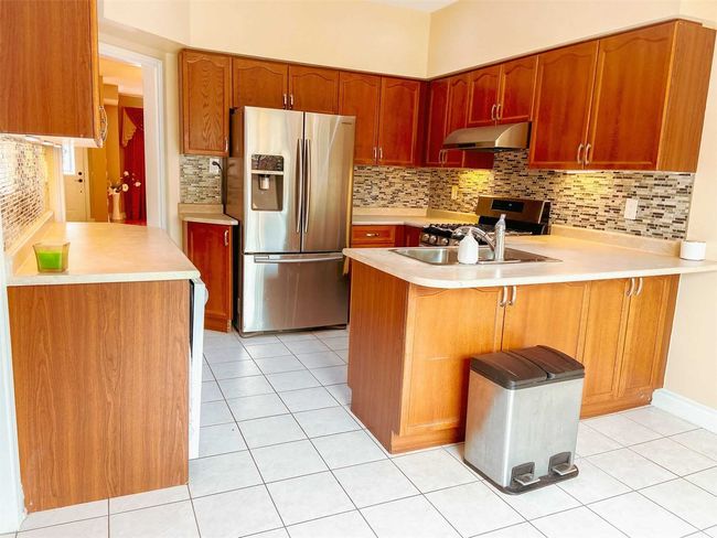 10 Elmrill Rd, House other with 3 bedrooms, 4 bathrooms and 4 parking in Markham ON | Image 7