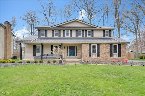 858 Squirrel Hill Dr, Boardman, OH, 44512-5340 | Card Image