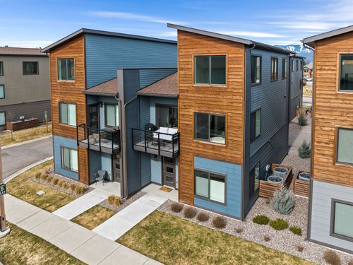 unit-a-184 Hawthorne Ct, Whitefish, MT, 59937-9092 | Card Image