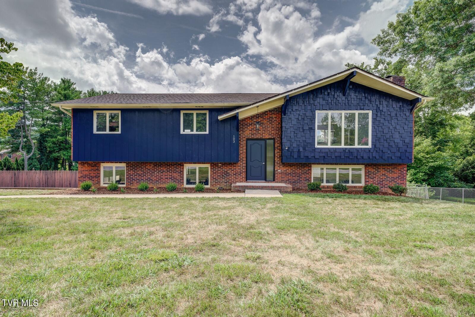 Countryshire Ct, Kingsport, TN 37663