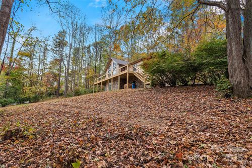 201 Cedarview Dr, Asheville, NC, 28803-9528 | Card Image
