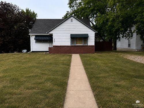 407 E 12th Street, Concordia, KS, 66901 | Card Image