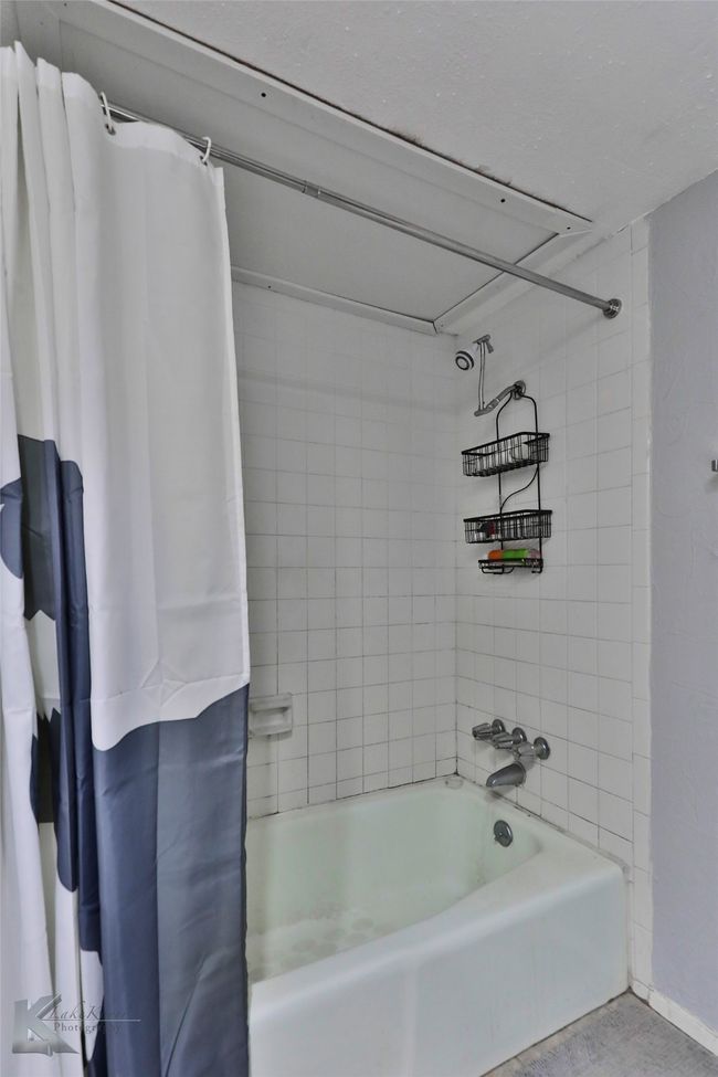 APT-215 - 1318 Westheimer Rd, Condo with 3 bedrooms, 2 bathrooms and null parking in Abilene TX | Image 27