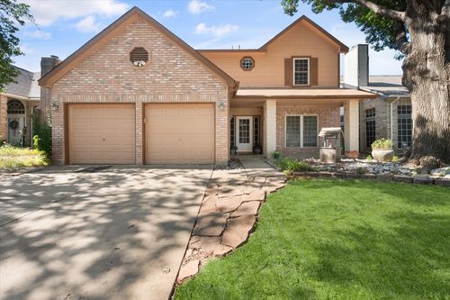 4740 Waterway Dr N, Fort Worth, TX, 76137-1532 | Card Image