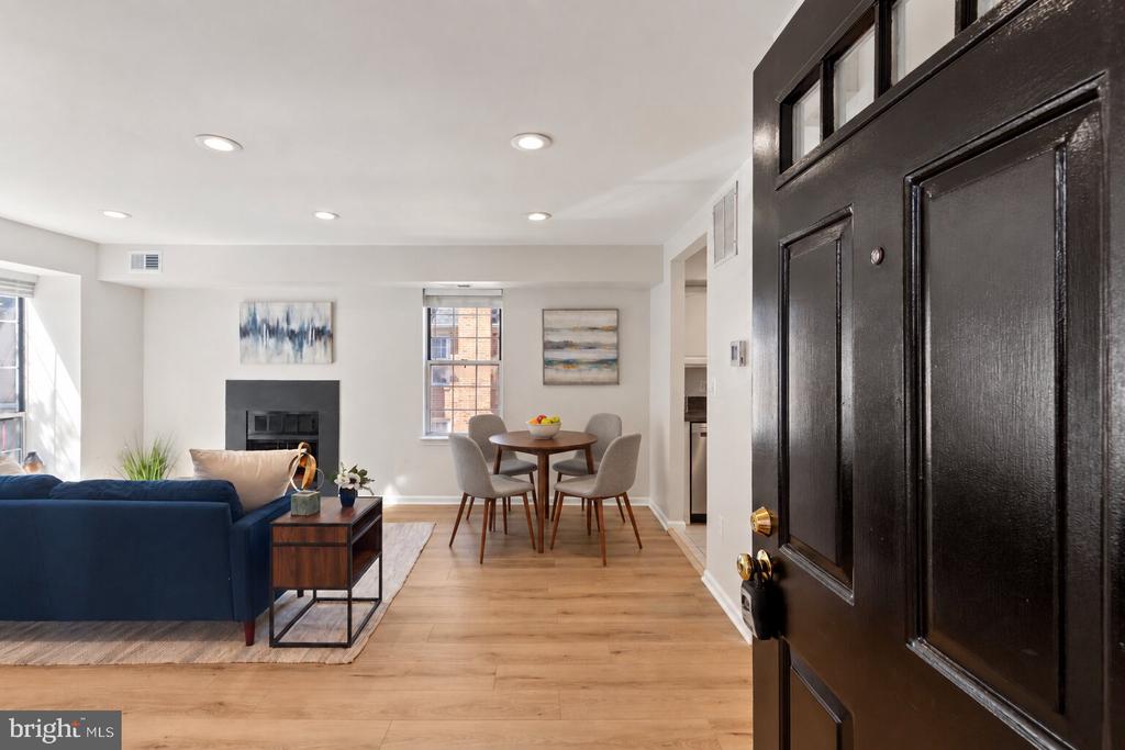 Residential in ARLINGTON 3