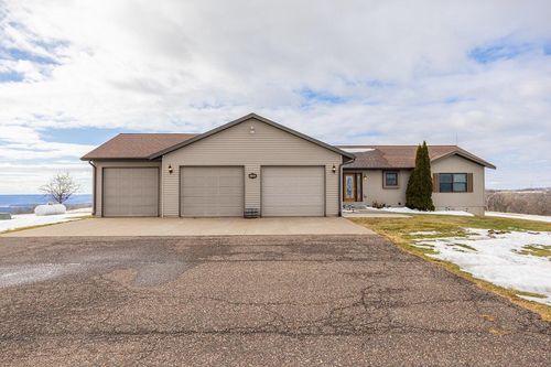 W1660 Maplewood Ln, Alma, WI, 54610-8059 | Card Image