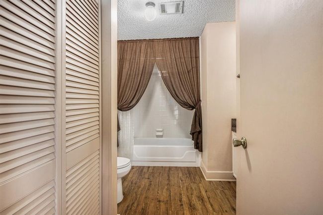 6302 Amie Ln, House other with 2 bedrooms, 2 bathrooms and 2 parking in Pearland TX | Image 33