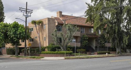 106-12940 Riverside Drive, Los Angeles, CA, 91423 | Card Image
