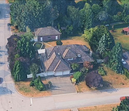 17986 67 Ave, Surrey, BC, V3S8C3 | Card Image