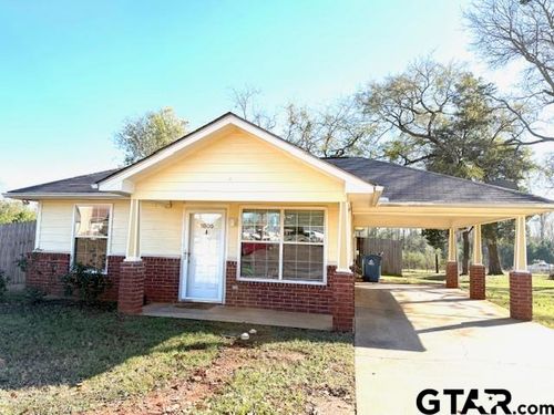 1805 Park Lane Cir, Jacksonville, TX, 75766-5764 | Card Image