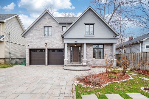 105 Eaglewood Blvd, Mississauga, ON, L5G1V8 | Card Image