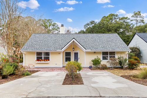 1115 Honeysuckle Ct, Mount Pleasant, SC, 29464-9012 | Card Image