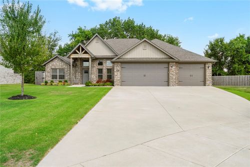 546 N Phoenix Rd, Fayetteville, AR, 72704-7178 | Card Image