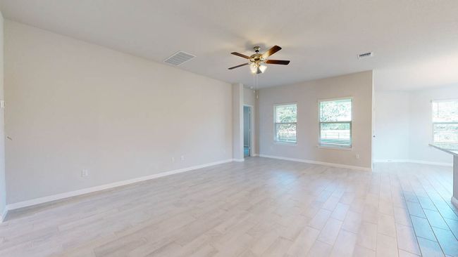 216 Creekfall Rd, House other with 3 bedrooms, 2 bathrooms and 2 parking in Burnet TX | Image 9
