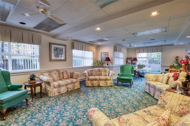 203 - 750 Memorial Ave, Condo with 2 bedrooms, 2 bathrooms and null parking in Qualicum Beach BC | Image 4