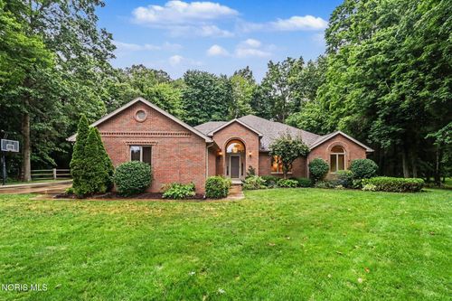 6115 Winding Way, Swanton, OH, 43558-9581 | Card Image