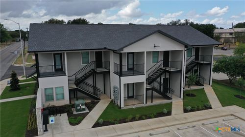 102-311 Craddock Ave, San Marcos, TX, 78666-4620 | Card Image