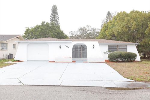 7206 San Moritz Dr, PORT RICHEY, FL, 34668-5034 | Card Image