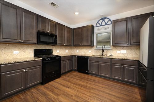 2106 Benjamin Park, Missouri City, TX, 77489-1157 | Card Image