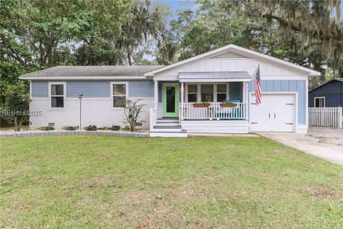 1617 W Paris Ave, Port Royal, SC, 29935-1923 | Card Image
