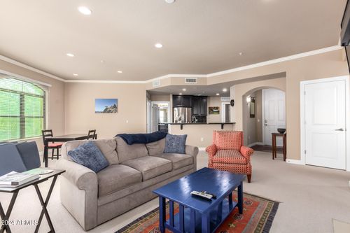 2054-7601 E Indian Bend Road, Scottsdale, AZ, 85250 | Card Image