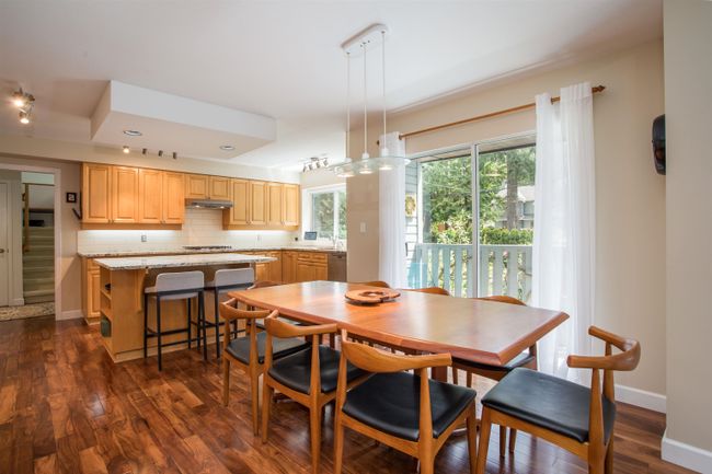 6783 Dufferin Avenue, House other with 6 bedrooms, 4 bathrooms and 6 parking in West Vancouver BC | Image 7