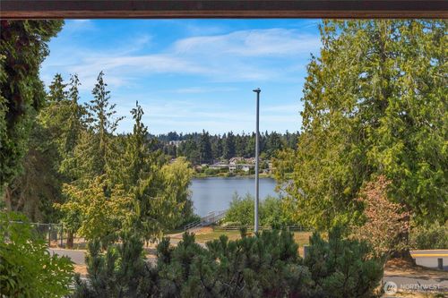 unit-a101-23509 Lakeview Dr, Mountlake Terrace, WA, 98043-2807 | Card Image