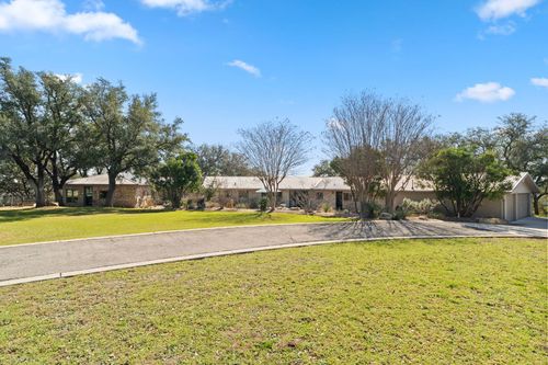 2910 Fall Creek Rd, SPICEWOOD, TX, 78669-2571 | Card Image