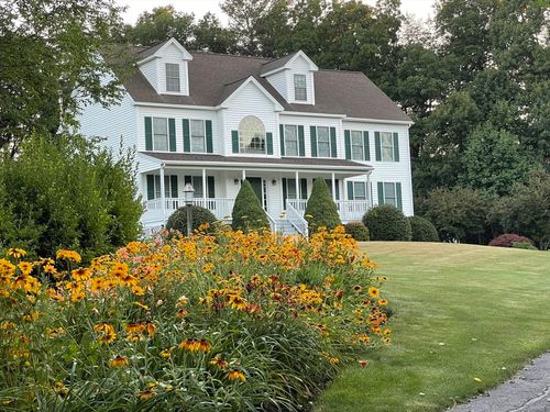 367 Mulpus Rd, Lunenburg, MA, 01462 | Card Image