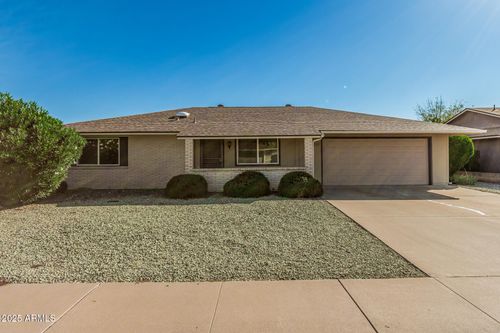 10129 W Pine Springs Dr, Sun City, AZ, 85373-1124 | Card Image
