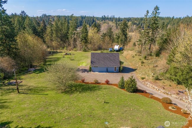 21010 Hobson Rd Se, House other with 3 bedrooms, 3 bathrooms and 7 parking in Yelm WA | Image 31