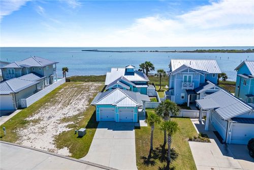 276 Reserve Lane, Rockport, TX, 78382 | Card Image