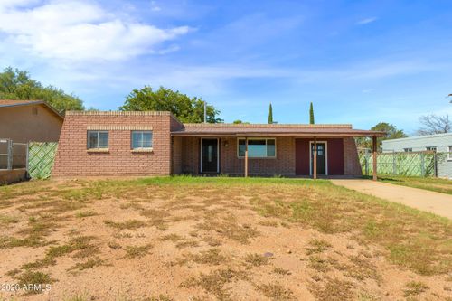 211 N Fairbanks, Huachuca City, AZ, 85616-9729 | Card Image