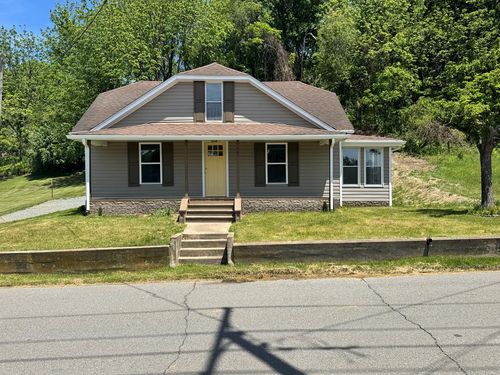 607 Givens St., Galax, VA, 24333 | Card Image