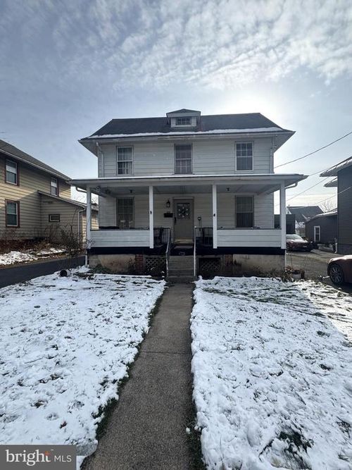 224 7th Ave, BURNHAM, PA, 17009-1437 | Card Image