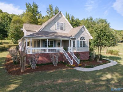 675 Sharps Cove Road, House other with 4 bedrooms, 2 bathrooms and null parking in Gurley AL | Image 3