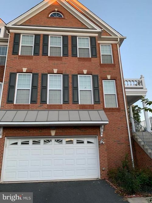 23375 Lewis Hunt Sq, ASHBURN, VA, 20148-7476 | Card Image