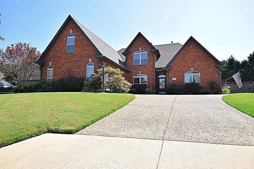 5360 Evergreen Creek Rd, Lakeland, TN, 38002-8756 | Card Image