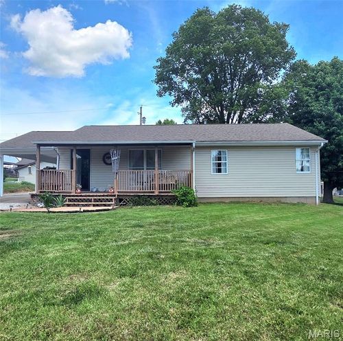 123 Allan Street, Chester, IL, 62233 | Card Image