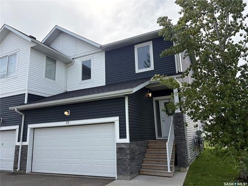 11-510 Kloppenburg Cres, Saskatoon, SK, S7W0X8 | Card Image