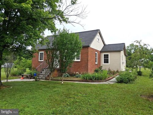 1597 Fairfax St, STEPHENS CITY, VA, 22655 | Card Image