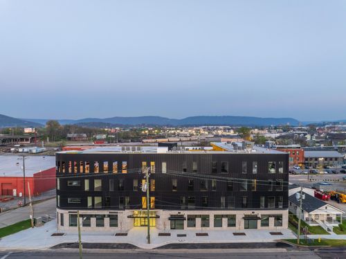 401-1939 Central Ave, Chattanooga, TN, 37408-2224 | Card Image