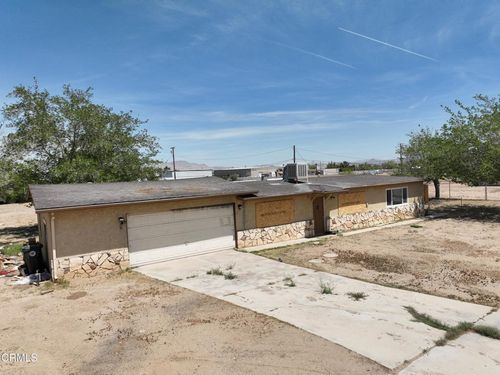 14964 Bonanza Rd, Victorville, CA, 92392-2515 | Card Image