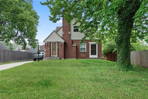 1740 Burbank Dr, Dayton, OH, 45406-4031 | Card Image