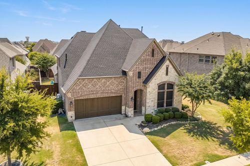 1024 Highpoint Way, Roanoke, TX, 76262-1527 | Card Image