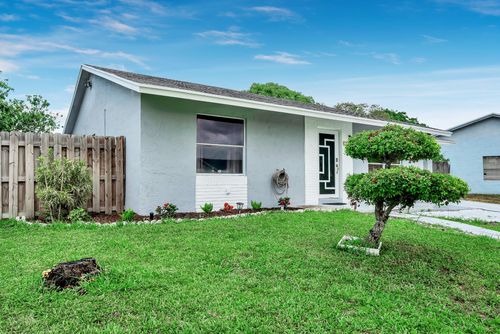 6097 Blue Stone Ln, Lake Worth, FL, 33463-6720 | Card Image