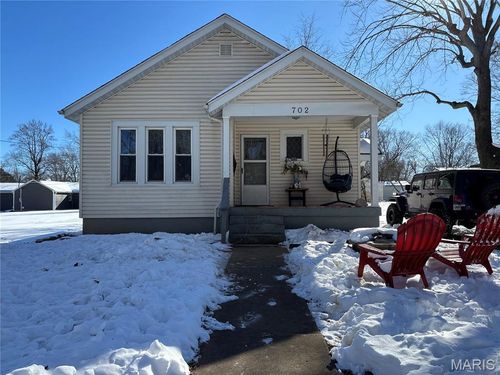 702 Overton St, Farmington, MO, 63640-2616 | Card Image