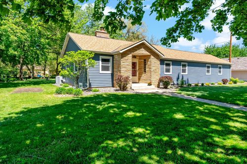 201 2nd St Ne, Osseo, MN, 55369-1211 | Card Image
