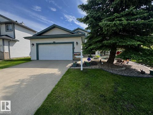 46 Clarkdale Dr, Sherwood Park, AB, T8H2E2 | Card Image
